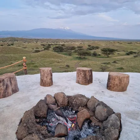 Original Maasai Lodge - Africa Amini Life Engare Nanyuki Exterior photo