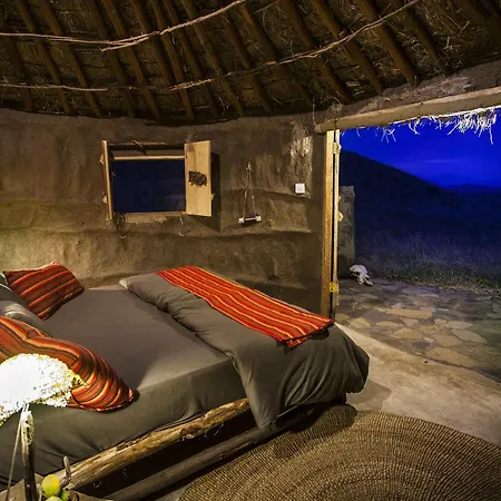 Original Maasai Lodge - Africa Amini Life Engare Nanyuki Exterior photo